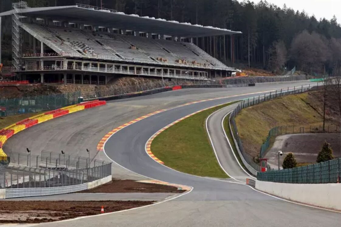 Previsão do tempo pilotos se preparam para chuva durante o GP da