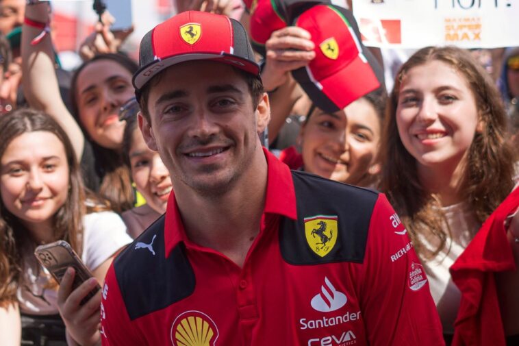 Leclerc fala sobre permanência na Ferrari