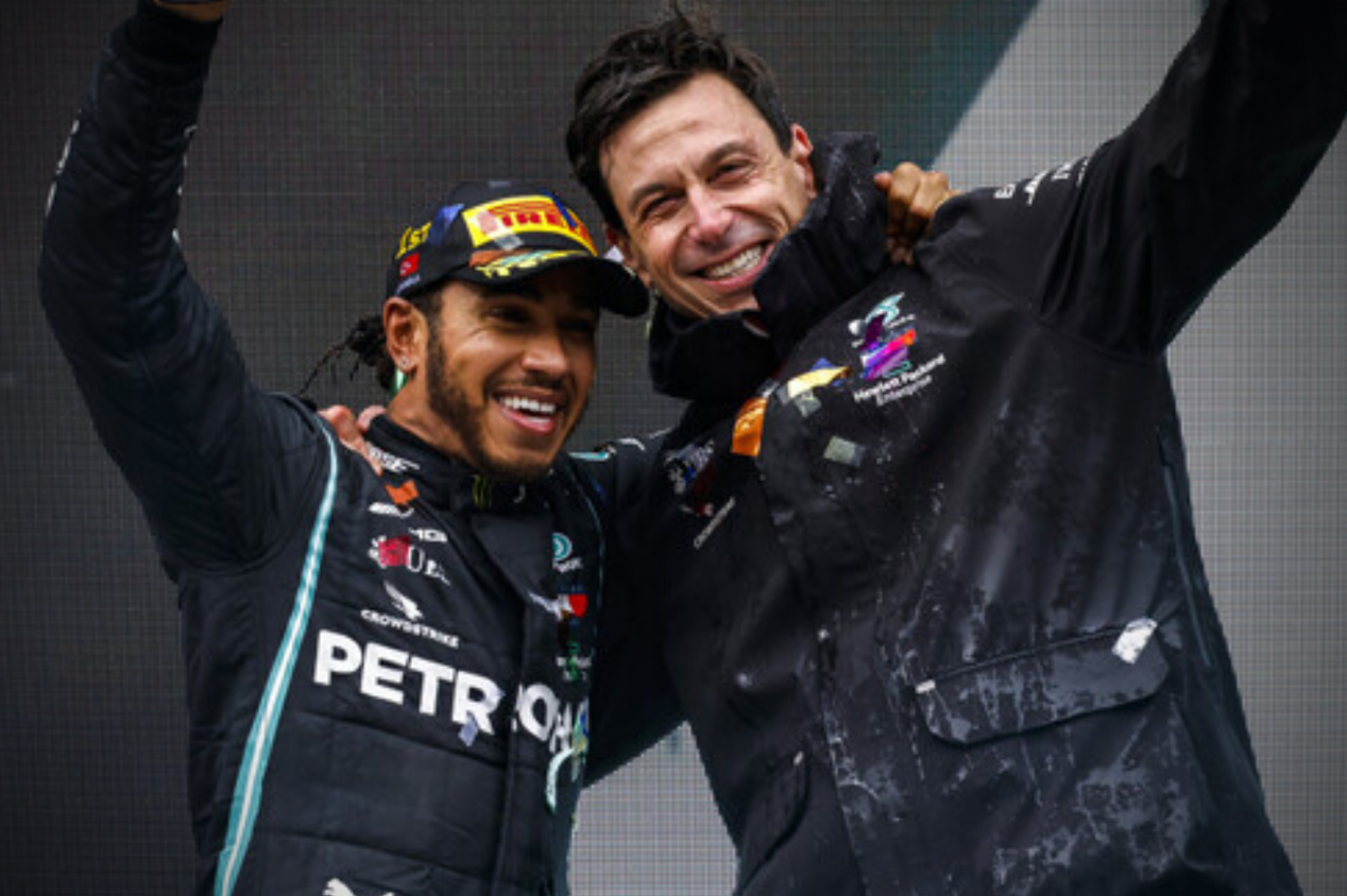 Toto Wolff ( Chefe da Mercedes ) e Hamilton