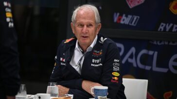 Helmut Marko alfineta Lewis Hamilton