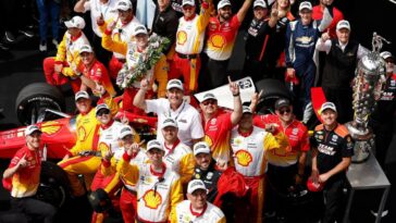 Alex Palou da Chip Ganassi largou na pole e terminou em quarto. Com a vitória, Newgarden se põe no mesmo quarto lugar, do campeonato, com 182 pontos. A indy volta a correr no GP de Detroit no próximo dia 4 de junho.