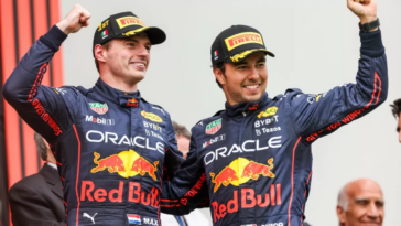 Max Verstappen e Sergio Pérez, da Red Bull