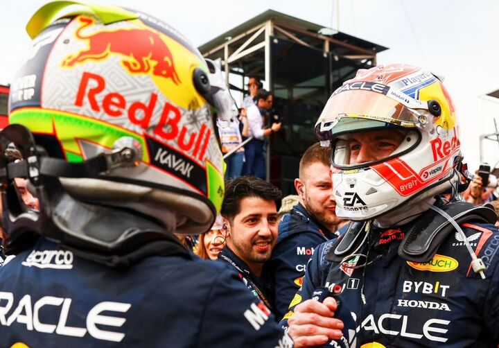 Sergio Pérez abre o jogo sobre disputa com Max Verstappen