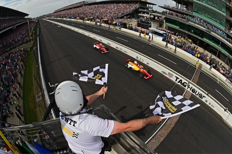 Há mais de uma década, Detroit tem a missão de ser a corrida seguinte às 500 Milhas de Indianápolis, principal prova do automobilismo mundial, que foi disputada no último domingo (28). E na 107ª edição, a vitória ficou, pela primeira vez, com o americano Josef Newgarden, da Penske, único piloto da Indy a vencer mais de uma vez esse ano: até aqui, são cinco vencedores em seis provas disputadas. O campeonato é liderado pelo espanhol Álex Palou, da Chip Ganassi, que foi campeão em 2021 e dono da pole position na Indy 500 em 2023.