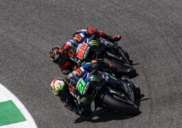 Foto com os pilotos Morbidelli e Quartararo da Yamaha na MotoGP