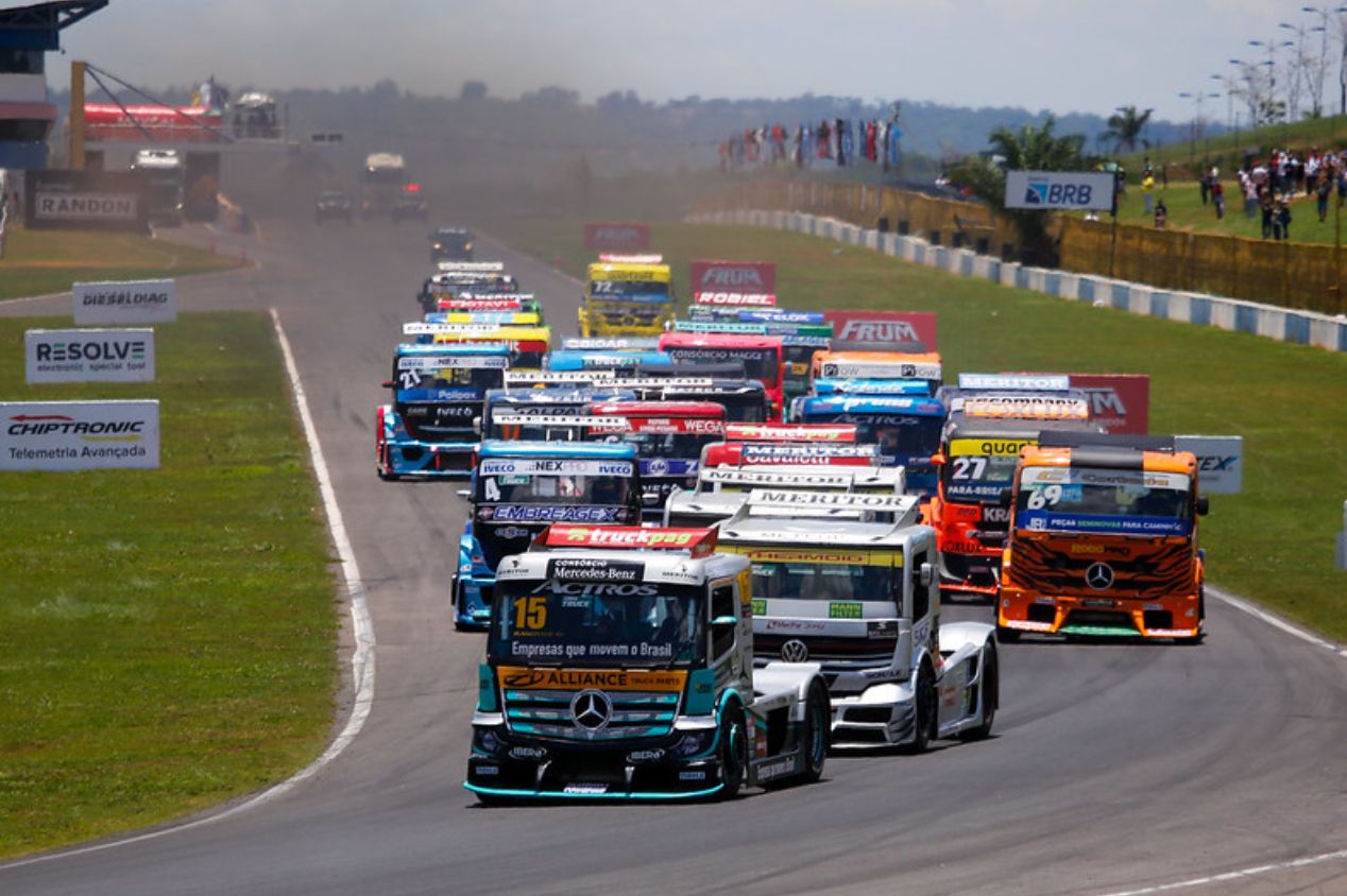 Beto Monteiro conquista três pódios na Copa Truck em Tarumã com a