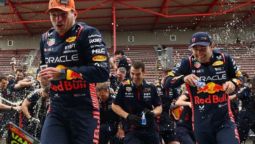 Red Bull quebra troféu - GP da Bélgica