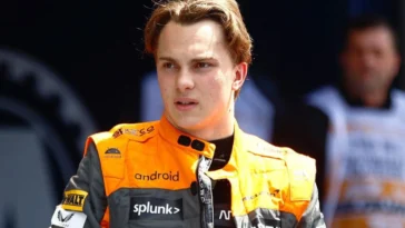 Oscar Piastri, da McLaren, pela Fórmula 1.