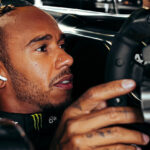 Foto de Lewis Hamilton, da Mercedes, no GP do Japão, para ilustrar o piloto que questionou o pedido da equipe durante a corrida em solo japonês