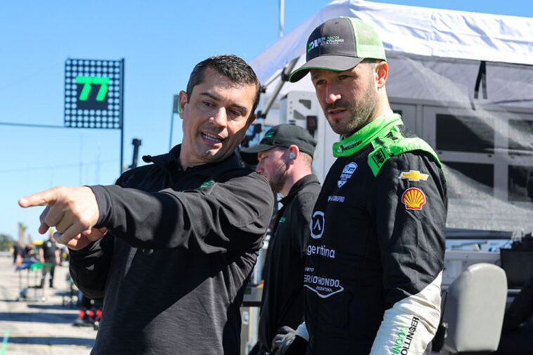 Ricardo Juncos, sócio da equipe, começou sua carreira nos EUA, como time da antiga Indy Lights