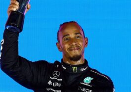 Foto de Lewis Hamilton da Mercedes na Fórmula 1, para ilustrar o piloto que demonstrou insatisfação com o carro da equipe após prova de classificação da F1