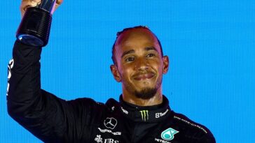 Foto de Lewis Hamilton da Mercedes na Fórmula 1, para ilustrar o piloto que demonstrou insatisfação com o carro da equipe após prova de classificação da F1