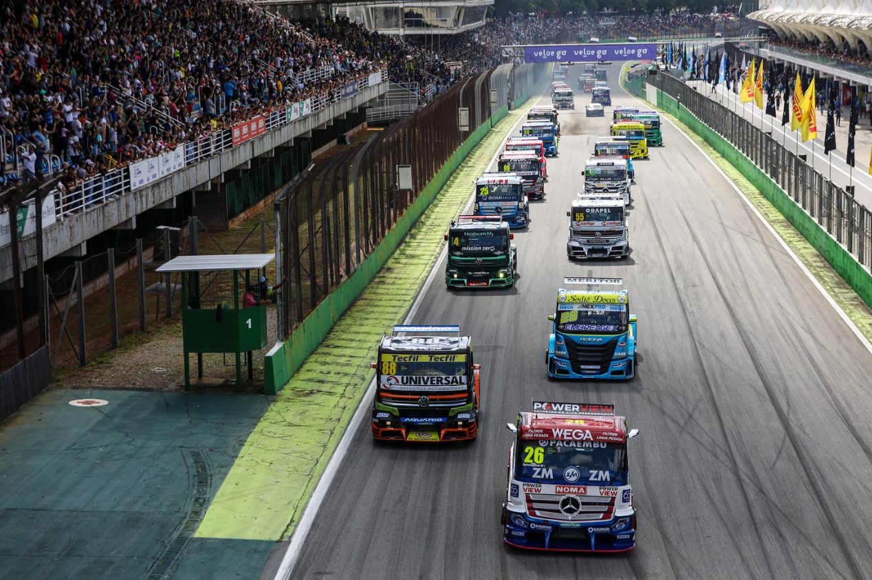 Beto Monteiro vence em Interlagos no encerramento da temporada da