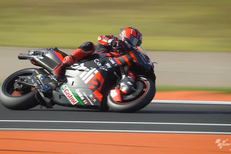 Imagem de vídeo de Maverick Viñales em prova da MotoGP para representar o piloto da Aprilia que revelou os planos para a próxima temporada da categoria