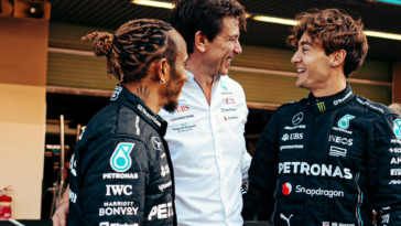 Foto de Toto Wolff em prova da Fórmula 1 para representar o chefe da Mercedes que elogiou a repreensão da organização FIA por conta da declarações com palavrões na F1