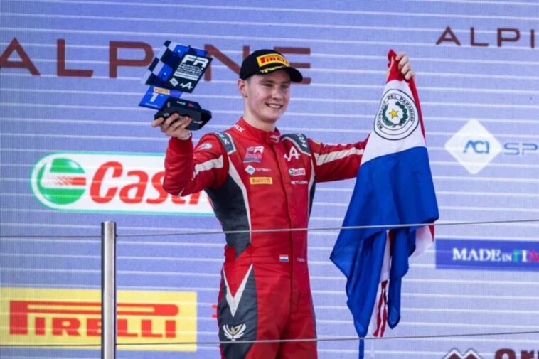 PHM define piloto paraguaio para F2