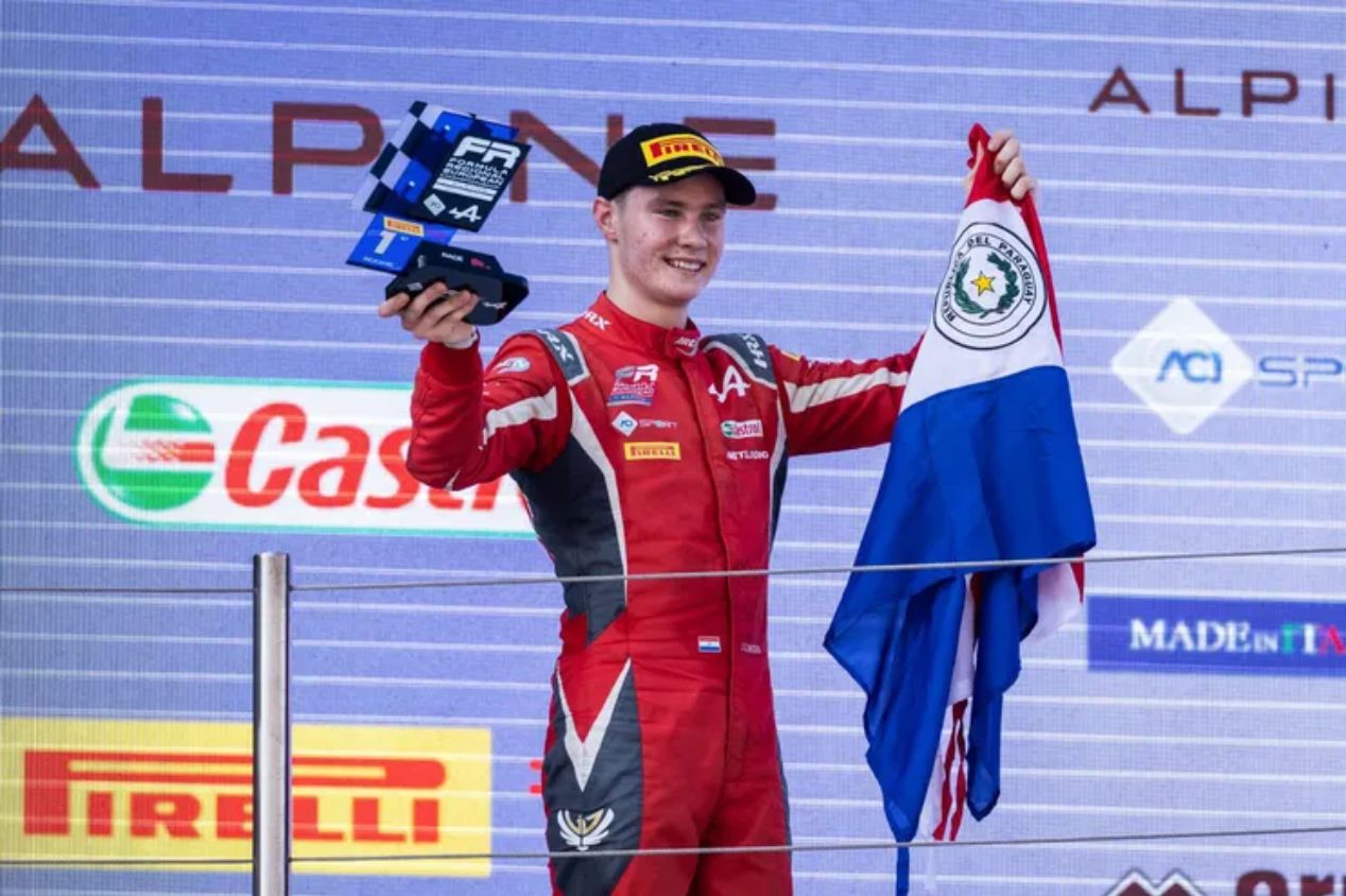 PHM define piloto paraguaio para F2