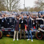 Red Bull se reúne para comemorar mais um título na Fórmula 1