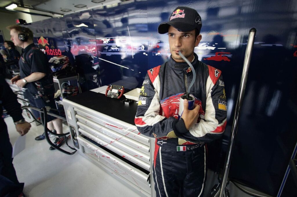 Vitantonio Liuzzi, Red Bull, Fórmula 1