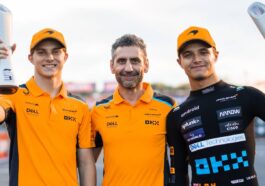 Oscar Piastri, Andrea Stella e Lando Norris da McLaren