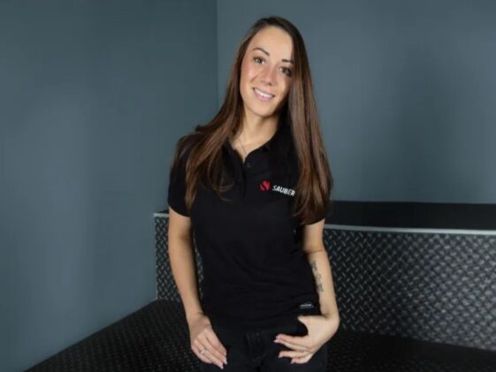 Pela Sauber, a alemã Carrie Schreiner vai disputar a Academia de Pilotos da Fórmula 1 pelo segundo ano consecutivo