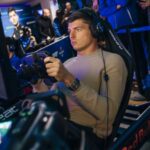 Max Verstappen no Real Racers Never Quit