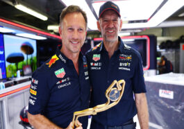 Christian Horner (à esquerda) é investigado na Red Bull