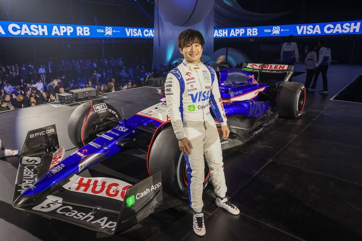 CEO da Red Bull vê Tsunoda “mentalmente à frente” na temporada da Fórmula 1