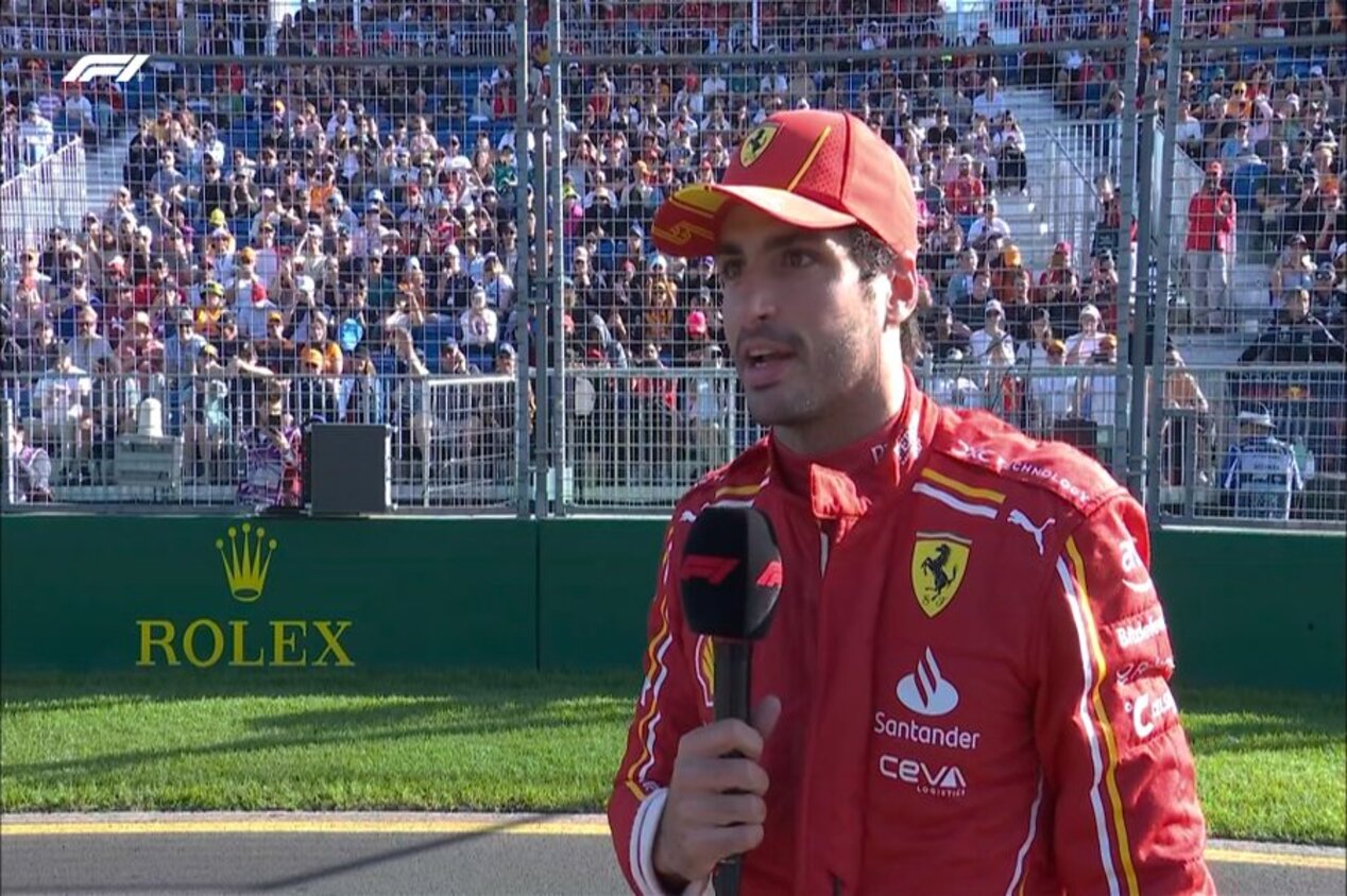 Carlos Sainz destaca evolução na Ferrari: “Equipe mais estruturada”