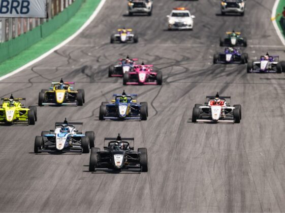 A temporada 2024 tem previsão de passar por seis circuitos diferentes, fato inédito na história do BRB Fórmula 4 Brasil. A maior novidade será a inclusão de etapa a ser disputada na Argentina, nos dias 5 e 6 de outubro. A rodada de abertura será disputada no Autódromo Velocitta, que também será palco da terceira jornada do campeonato, em junho. O principal palco do campeonato será o Autódromo de Interlagos, localizado na Zona Sul de São Paulo. O ‘templo do automobilismo brasileiro’ receberá três etapas do calendário: entre 20 e 21 de abril; nos dias 2 e 3 de novembro, pela segunda vez como preliminar da Fórmula 1, e fecha a temporada nos dias 14 e 15. O campeonato também vai passar pelo Planalto Central: Goiânia receberá novamente o BRB Fórmula 4 Brasil entre 27 e 28 de julho, na semana de comemoração do aniversário de 50 anos do Autódromo Internacional Ayrton Senna, enquanto Brasília será o cenário da categoria-escola nos dias 23 e 24 de novembro.