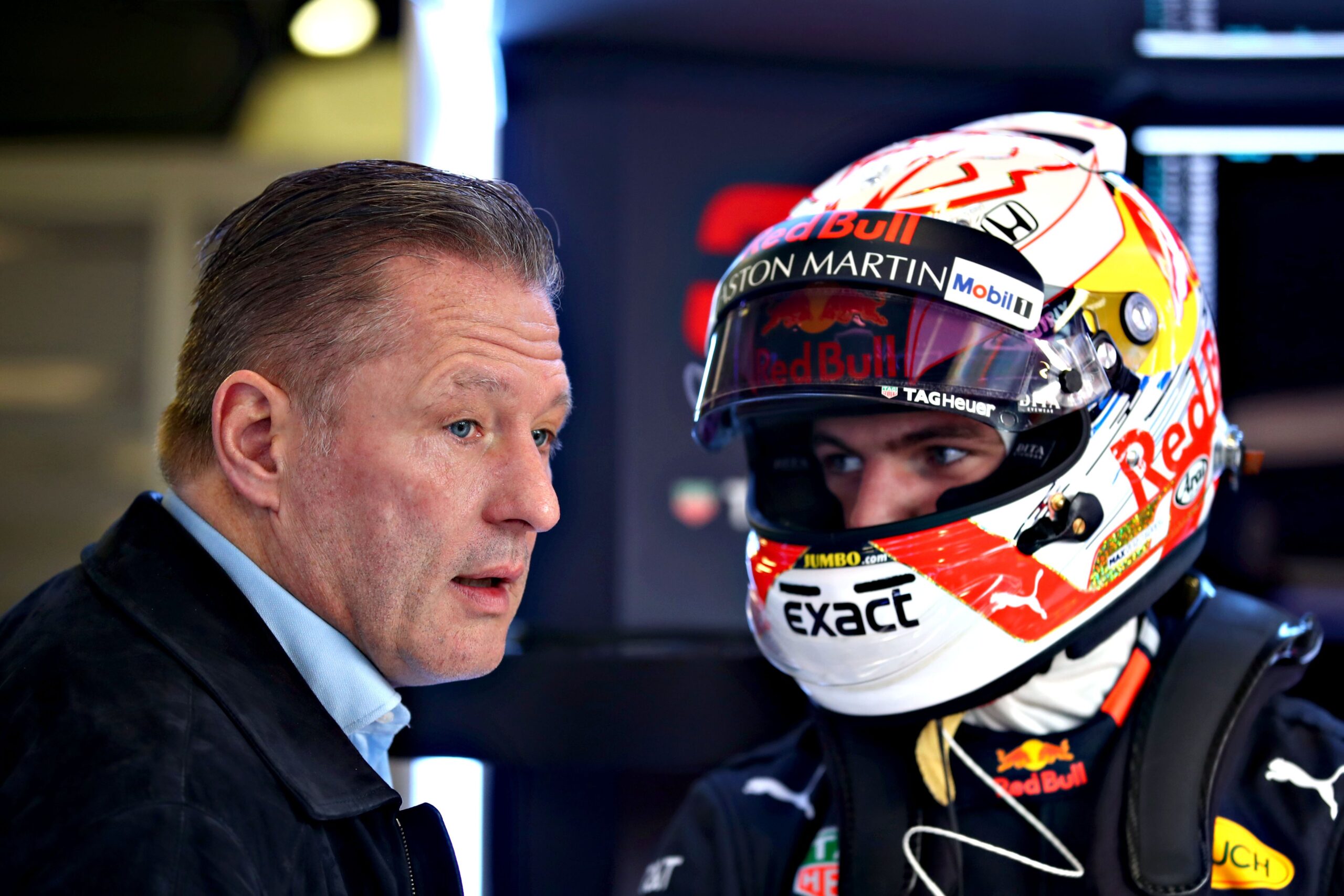 F1 Hoje: Pressão do pai de Verstappen é novo combustível para caso Horner ‘explodir’