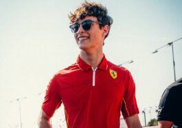 Oliver Bearman substitui Carlos Sainz na F1