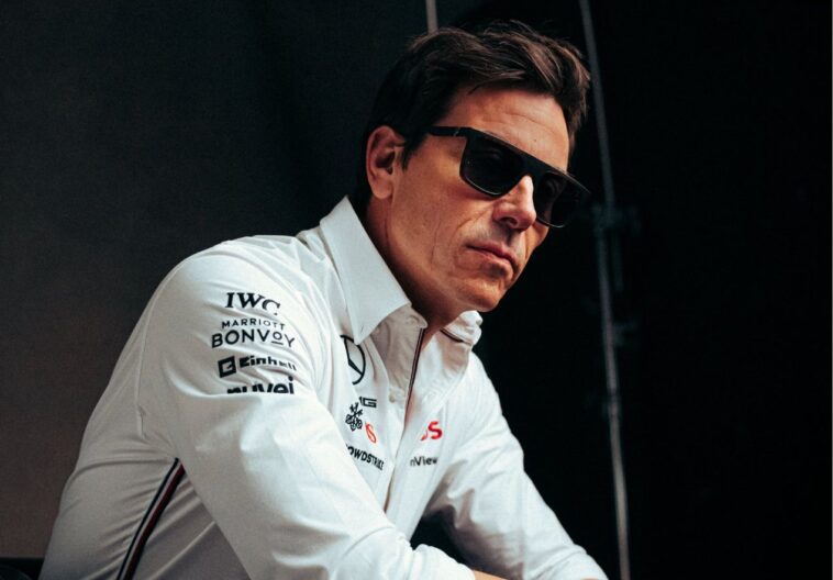 Toto Wolff volta a falar sobre chance de Verstappen na Mercedes