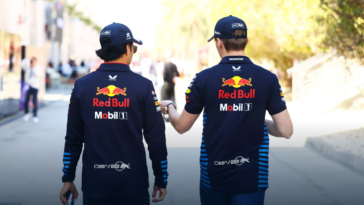 Verstappen e Pérez, pilotos da Red Bull