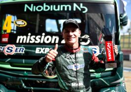 Giaffone é pole em GO