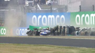 Fórmula 1 teve acidente entre Alex Albon e Daniel Ricciardo, no GP do Japão