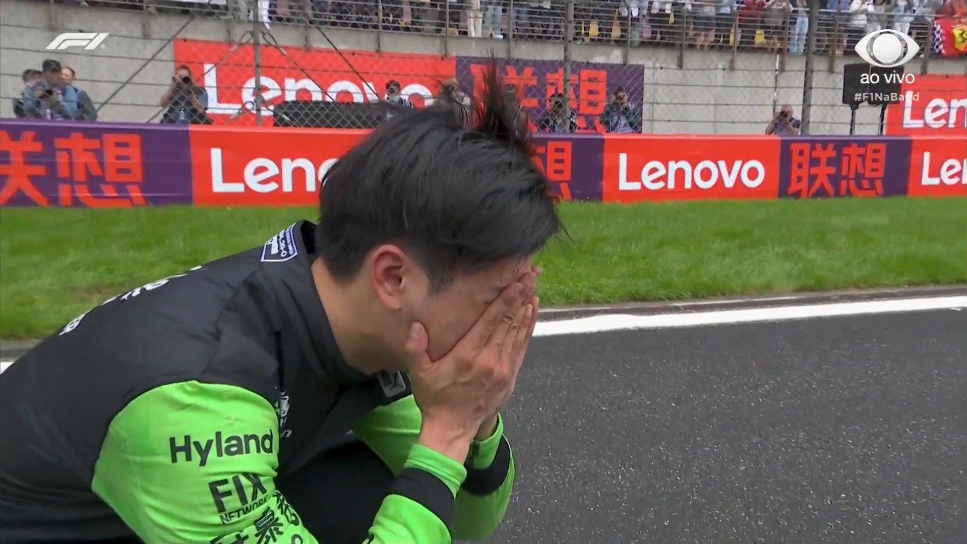 F1 hoje: Zhou é ovacionado por torcedores no final do GP da China