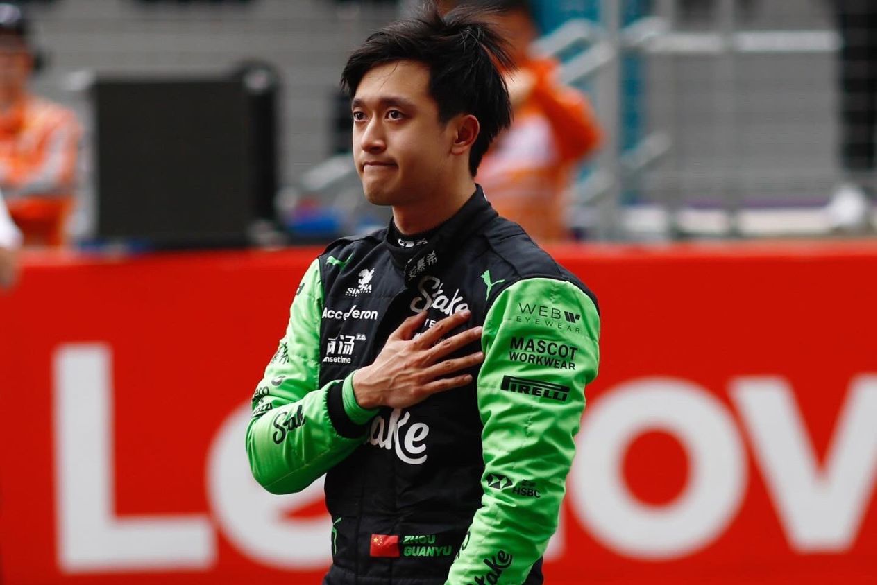 A jornada de Guanyu Zhou até as lágrimas no GP da China de Fórmula 1