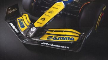 Carro da McLaren com homenagem a Ayrton Senna