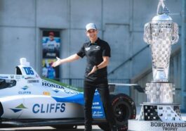 Helinho Castroneves disputa mais duas etapas da Indy
