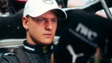 Mick Schumacher é piloto reserva da Mercedes na F1