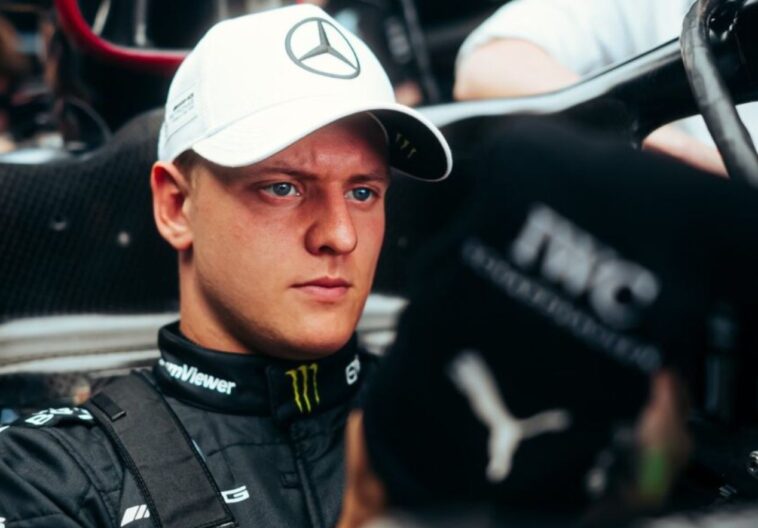 Mick Schumacher é piloto reserva da Mercedes na F1