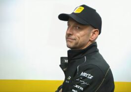 Jenson Button, campeão mundial de Fórmula 1, pela 24 Horas de Le Mans