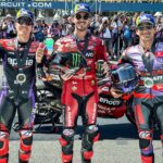 Viñales, Bagnaia e Martín, da esquerda pra direita