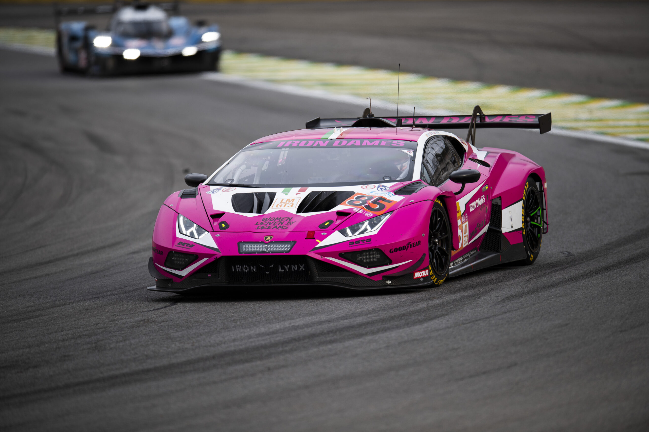 WEC: Sarah Bovy coloca Iron Dames na pole da LMGT3 para as 6 Horas de São Paulo