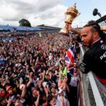 Lewis Hamilton após vencer o GP de Silverstone, Fórmula 1
