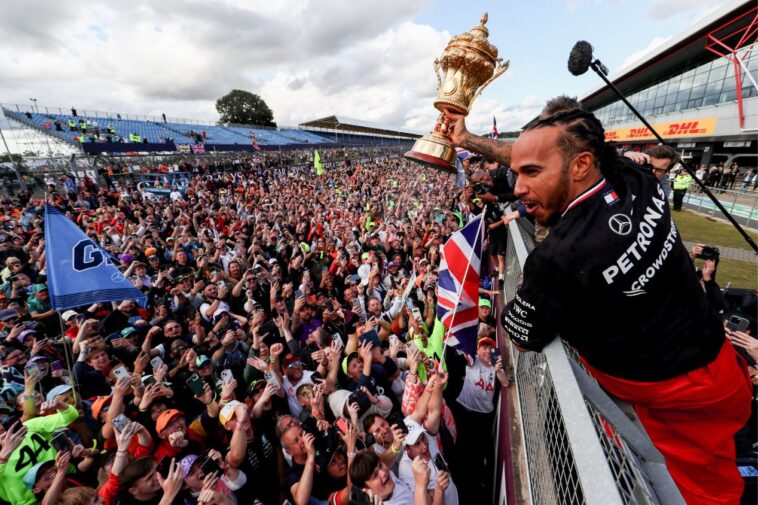 Lewis Hamilton após vencer o GP de Silverstone, Fórmula 1