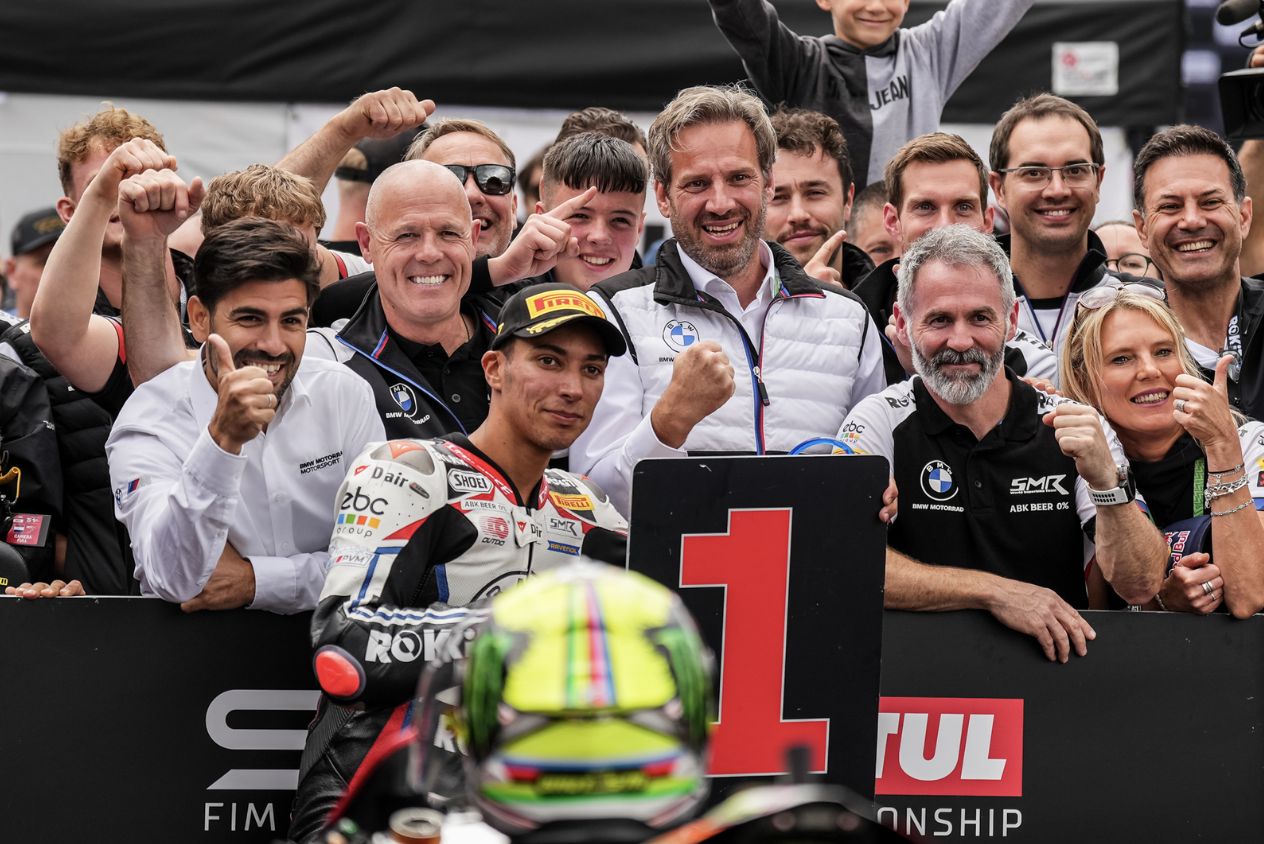 Toprak, vitória em Donington Park