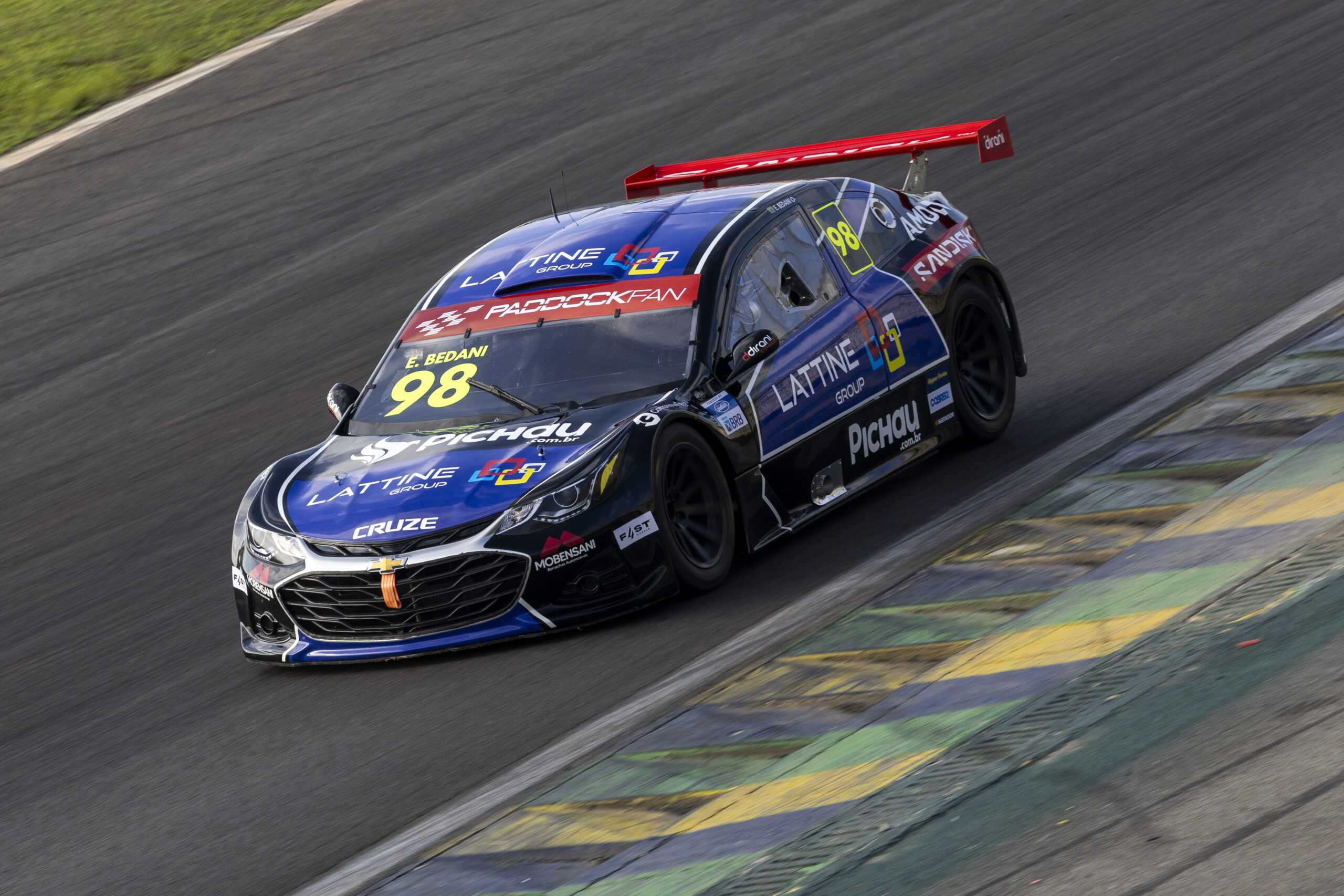 Enzo Bedani domina treinos livres da Stock Light em Interlagos e registra o melhor tempo do dia