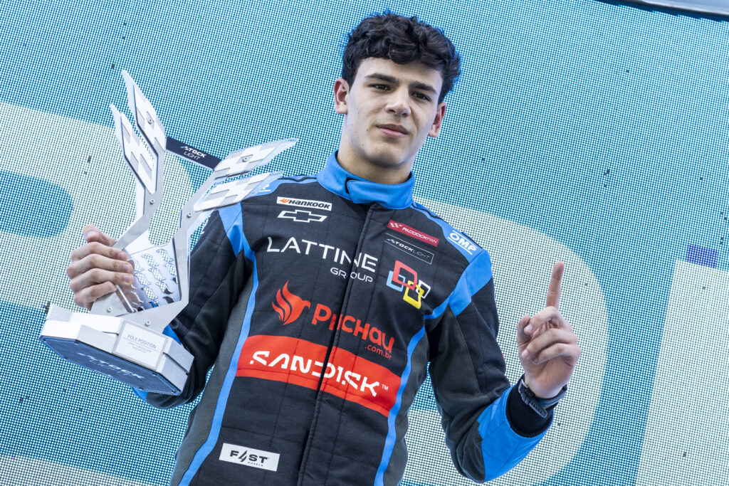 Enzo Bedani conquista a primeira pole da temporada na Stock Light